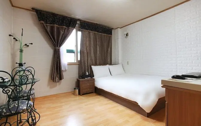 Oda (Standard room)