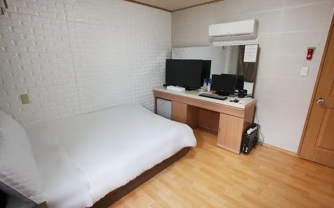 Oda (Standard room)