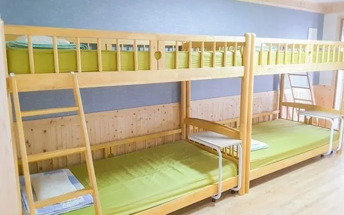Oda (Room 102)