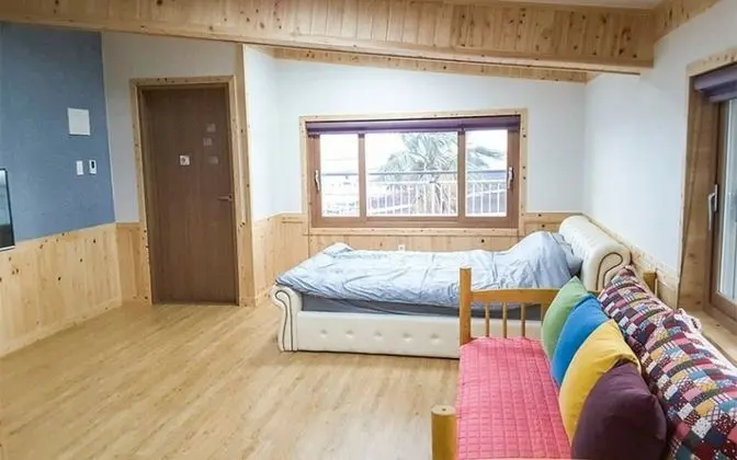 Oda (Room 201)