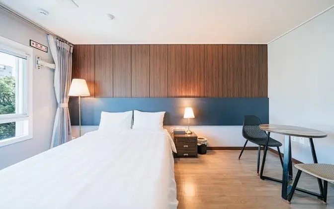 Oda (Deluxe Double Room (Netflix automatic)