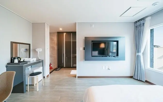 Oda (Deluxe Double Room (Netflix automatic)