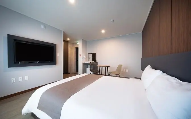 Oda (Deluxe Double Room (Netflix automatic)