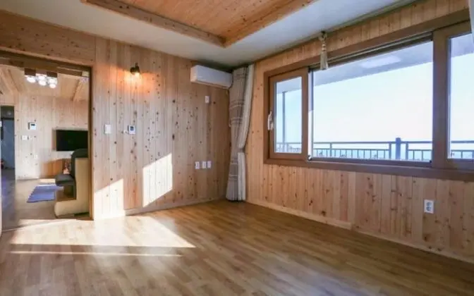 Oda (Separate house)