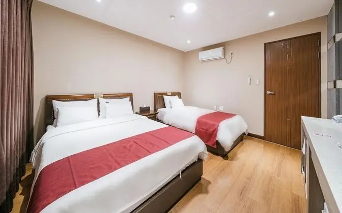 Oda (Twin Room)