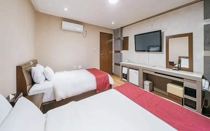 Oda (Twin Room)