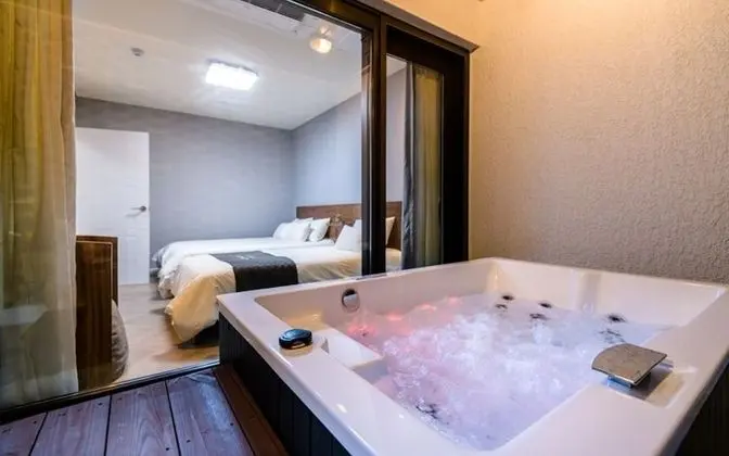 Oda (Mod 25 ping (ocean view spa) -2)