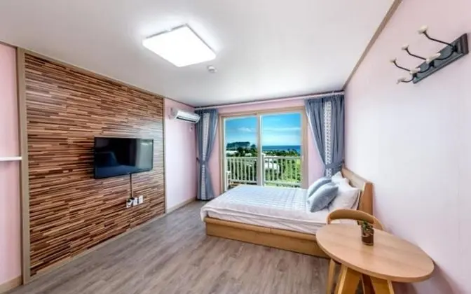 Oda (Freely (No 202 Ocean View Twin Bed Ro)