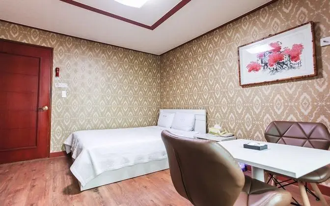 Oda (Standard Room)