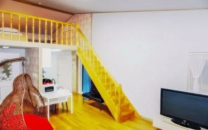 Oda (73m Duplex Type (Modern Blue Room))