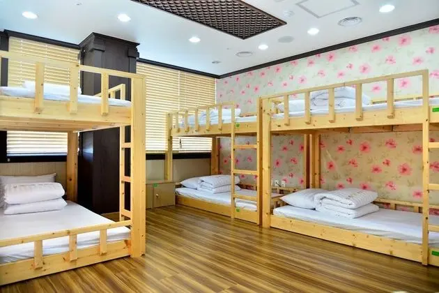 Ortak Ranzalı Oda, Sadece kadınlar için (6 persons)