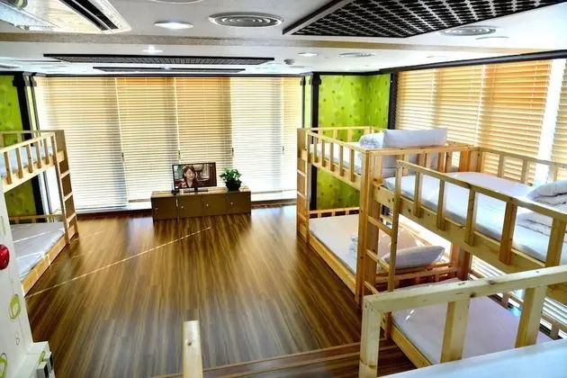 Ortak Ranzalı Oda, Sadece kadınlar için (8 persons)