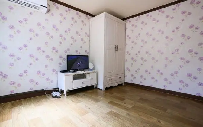 Oda (Baiyun Pension 104 (Ondol Room))