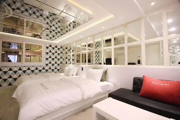 Oda (Special Room)