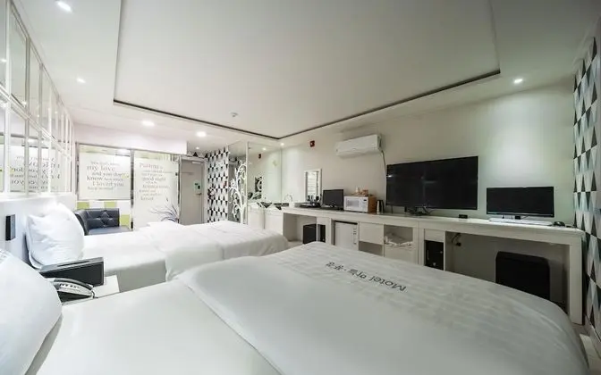 Oda (Special Room)