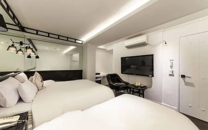 Oda (Business Room (2 beds Netflix availab)