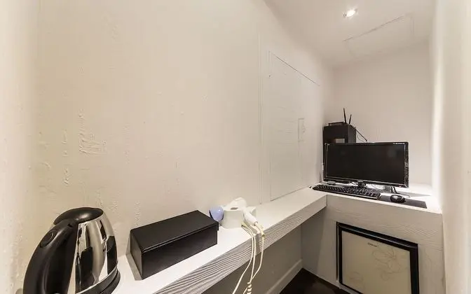 Oda (Business Room (2 beds Netflix availab)