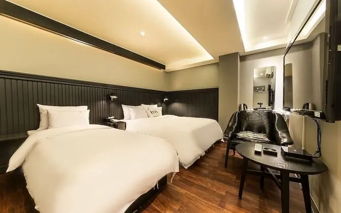 Oda (Business Room (2 beds Netflix availab)