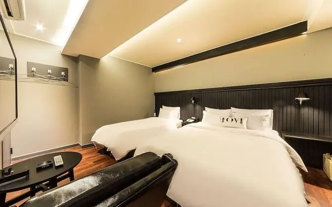 Oda (Business Room (2 beds Netflix availab)