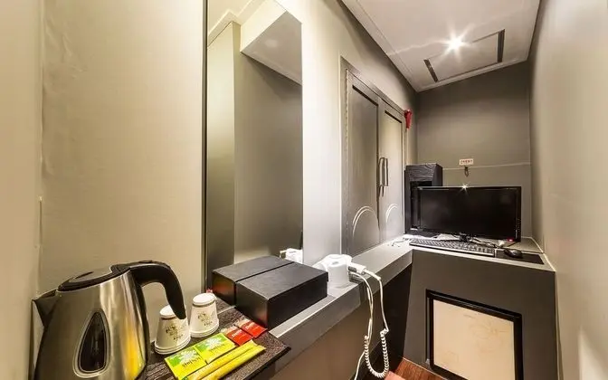 Oda (Business Room (2 beds Netflix availab)