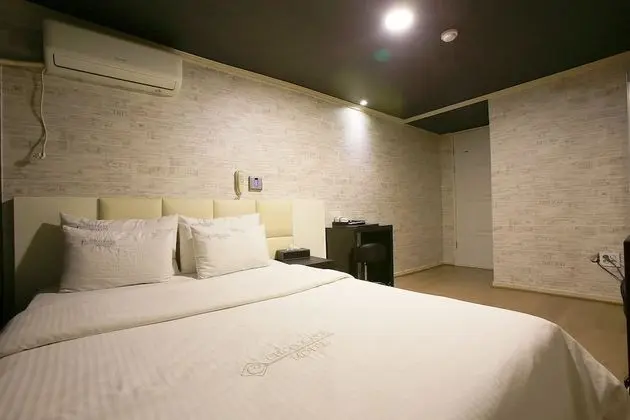 Oda (Semi-Special Room)