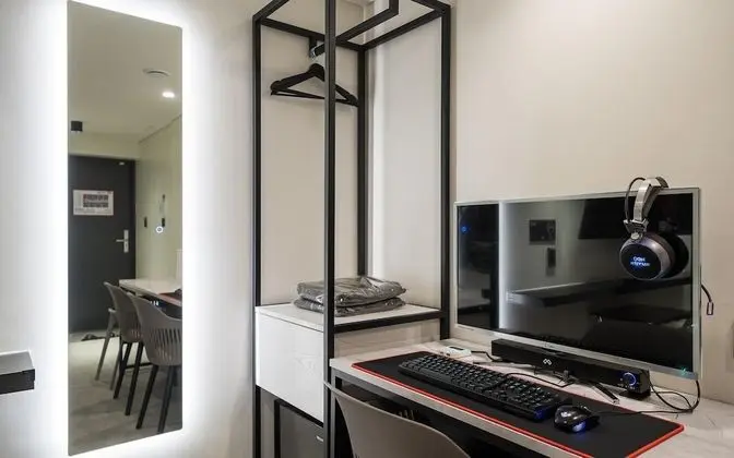 Oda (Deluxe (Netflix 1pc bag available))