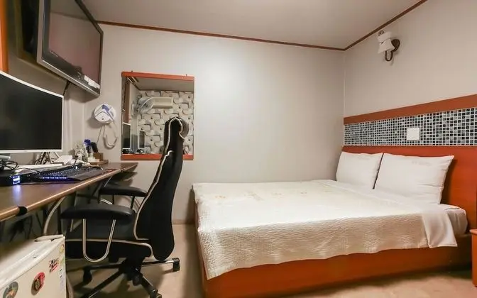 Oda (PC game room (Game 2PC Netflix ask at)