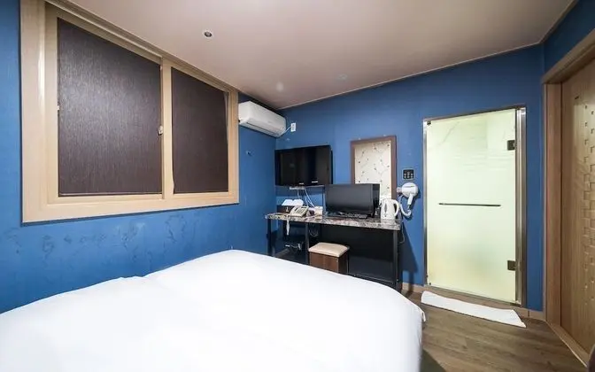 Oda (Small room)