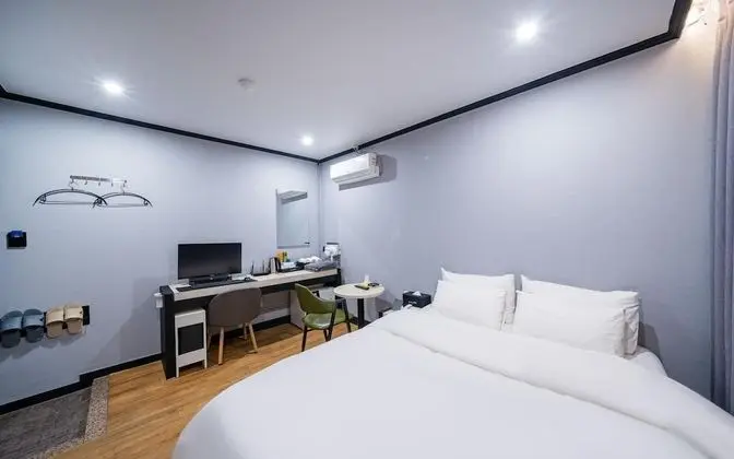 Oda (Standard walking only (premium high s)