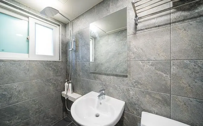 Oda (Standard walking only (premium high s)