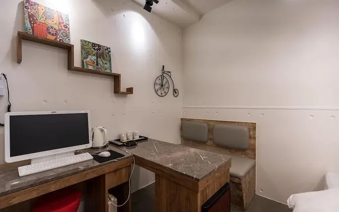 Oda (Twin (Must Inquire In-advance for Con)