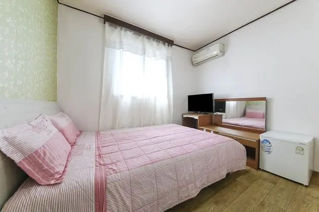 Bed room (2 ppl)
