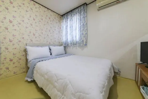 Bed room (2 ppl)
