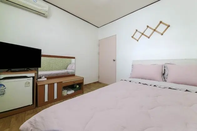 Bed room (2 ppl)