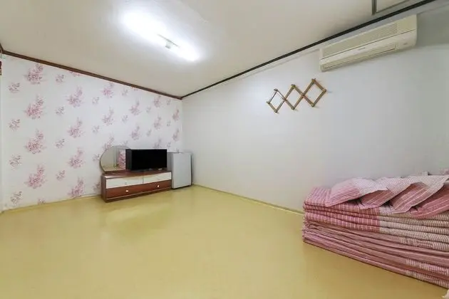 Korean Traditional Room (4 ppl)