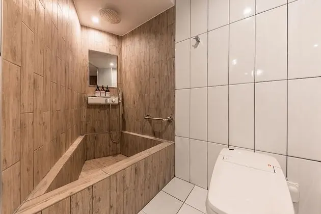 Premium Tek Büyük Yataklı Oda