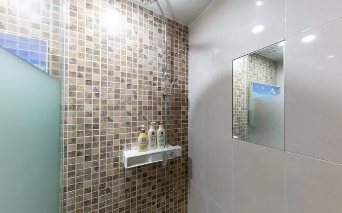Oda (General rooms (a massage room styler )