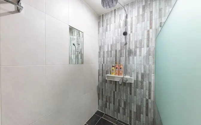 Oda (General rooms (a massage room styler )