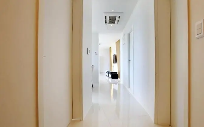 Oda (Room 201 (multiple floors large rooms)