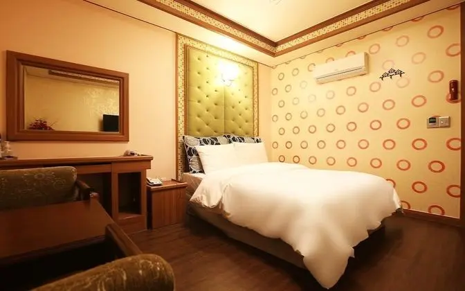 Oda (Standard Room)