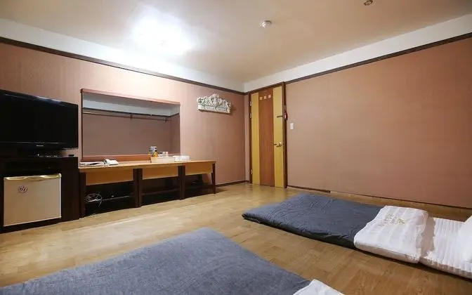 Oda (Korean room (all bathrooms remodeled )