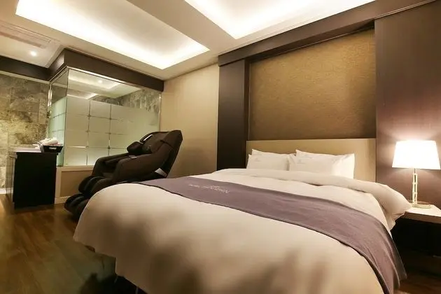 Oda (Special Room (King Bed + Jetted Spa T)