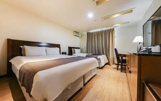 Oda (Twin Room)