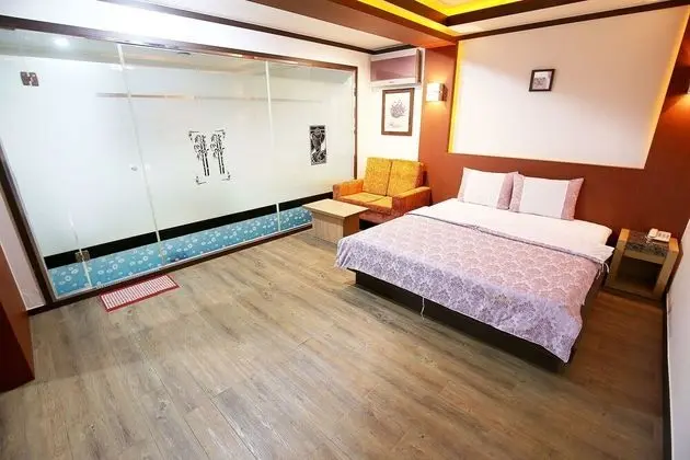 Oda (Special Room)