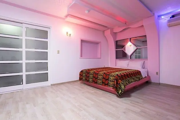 Oda (Special Room)