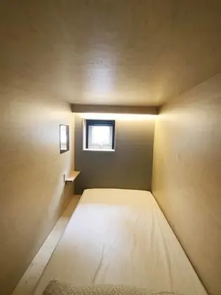Design Ortak Ranzalı Oda, Sadece erkekler için