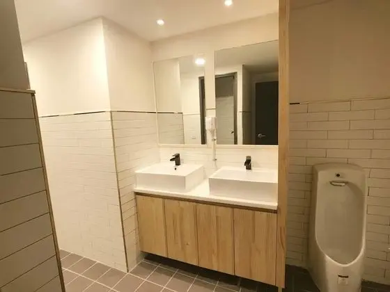 Design Ortak Ranzalı Oda, Sadece erkekler için