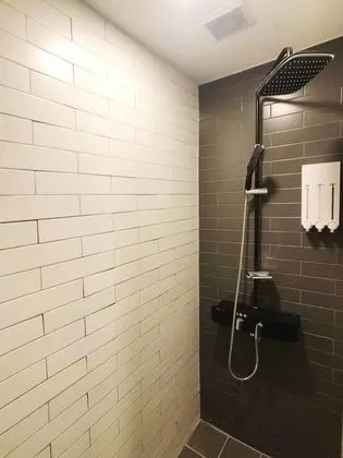 Design Ortak Ranzalı Oda, Sadece erkekler için