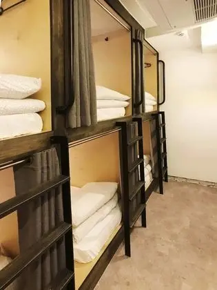 Design Ortak Ranzalı Oda, Sadece kadınlar için
