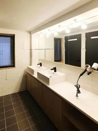 Design Ortak Ranzalı Oda, Sadece kadınlar için
